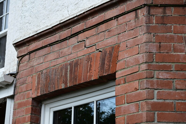 Nasty crack